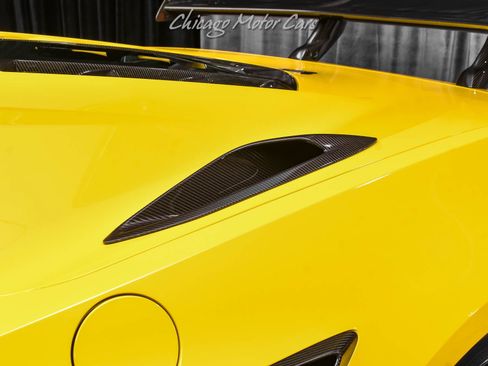 Used 2026 Chevrolet Corvette ZR1 w/ ZR1 Carbon Fiber Aero Package RWD image 38