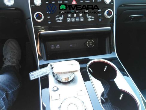 Used 2025 Genesis GV80 2.5T Standard AWD/4WD image 5