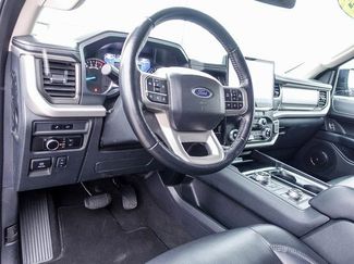 Used 2024 Ford Expedition Max XLT video 2