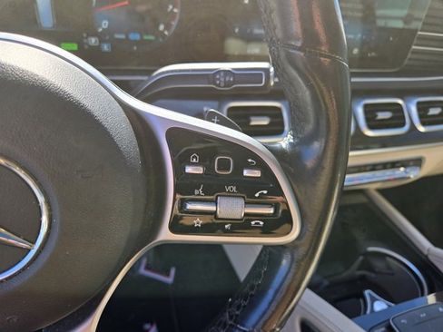 Certified 2021 Mercedes-Benz GLS 450 4MATIC image 7