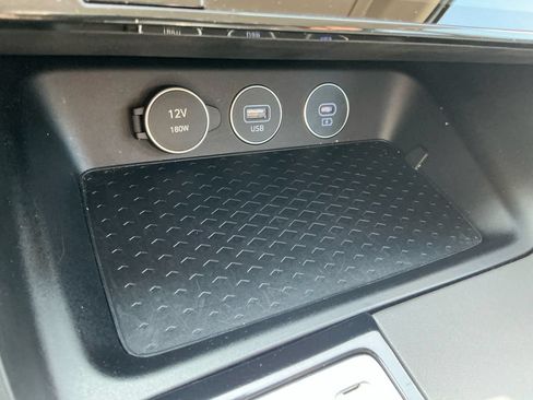 Used 2026 Genesis G70 2.5T RWD image 27