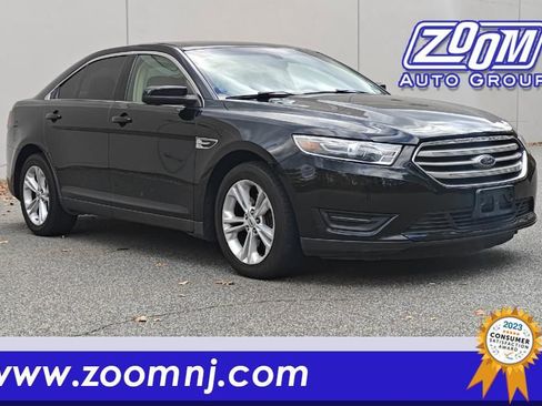 Used 2018 Ford Taurus SEL w/ Equipment Group 201A image 1
