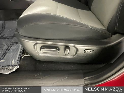 Used 2022 Toyota Tacoma TRD Sport w/ Technology Package image 26