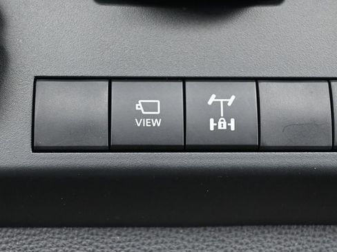 Certified 2026 Toyota 4Runner TRD Off-Road Premium AWD/4WD image 28