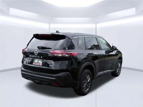 Used 2021 Nissan Rogue S AWD/4WD image 5