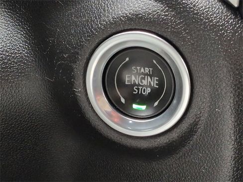 Used 2020 Chevrolet Silverado 2500 LTZ w/ LTZ Premium Package image 33