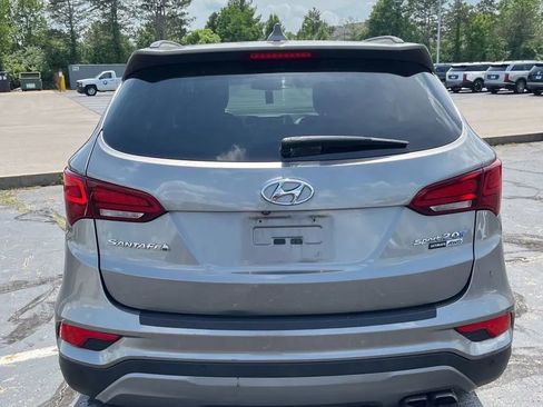 Used 2018 Hyundai Santa Fe Sport w/ 2.0T Ultimate Tech Package 05 AWD/4WD image 7