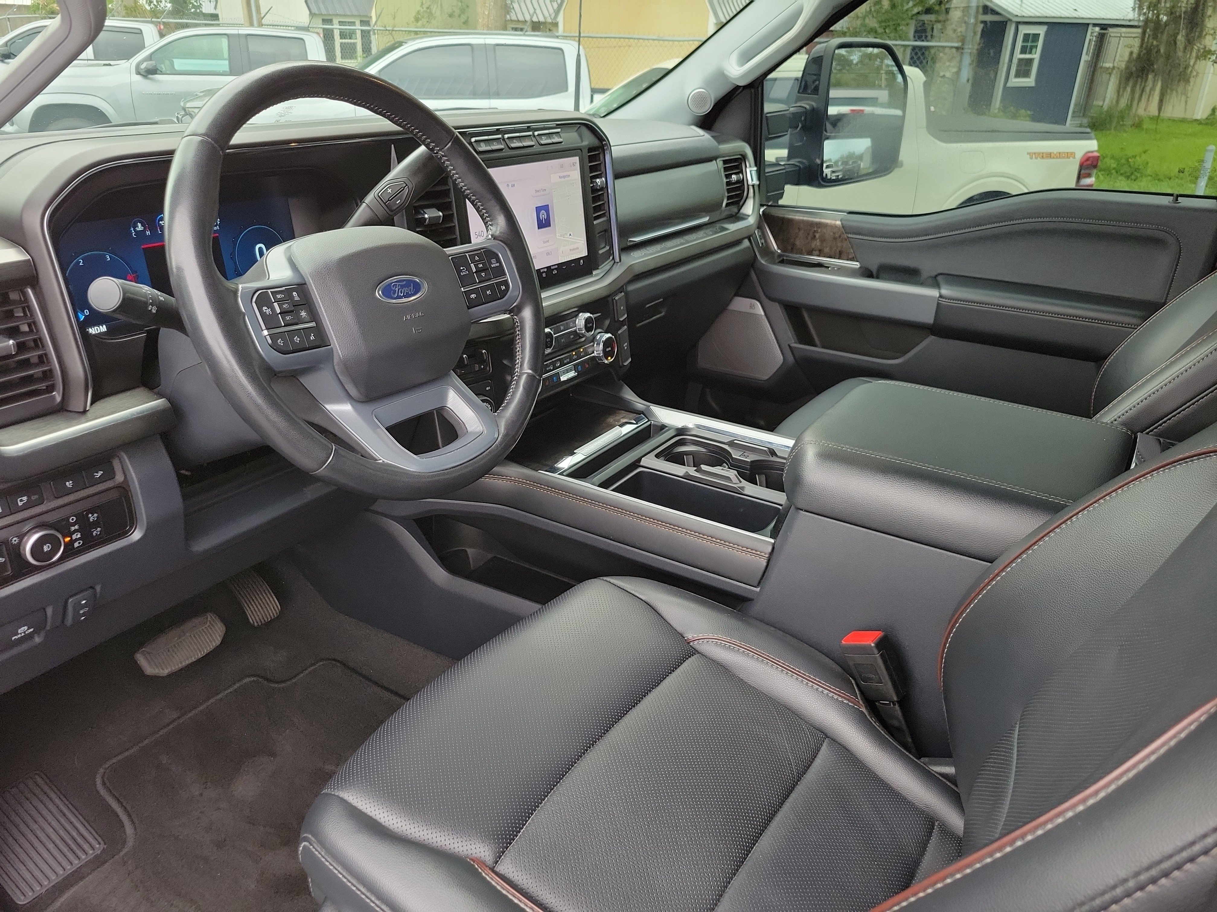 Used 2024 Ford F250 Lariat w/ Lariat Ultimate Package AWD/4WD image 11