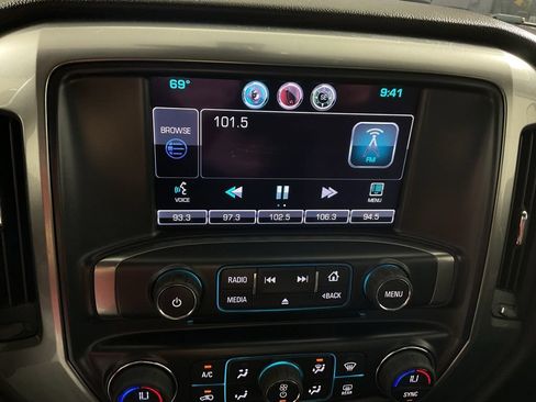 Used 2015 Chevrolet Silverado 2500 LT w/ LT Convenience Package AWD/4WD image 21