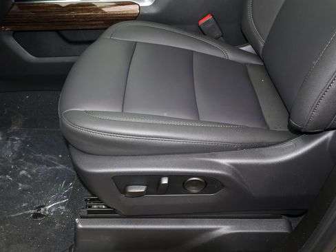 New 2026 GMC Sierra 1500 Elevation w/ Elevation Premium Package AWD/4WD image 8