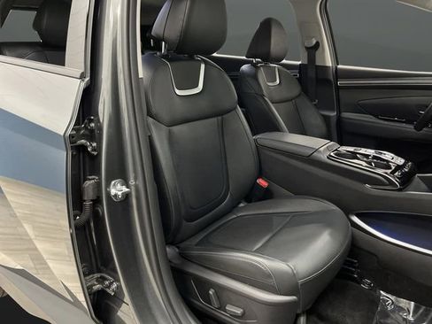 Used 2024 Hyundai Tucson Limited image 33