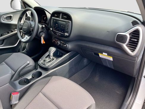 New 2025 Kia Soul LX w/ LX Technology Package image 26