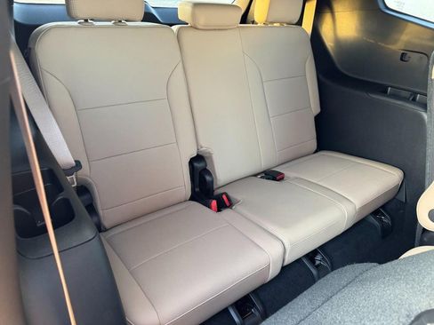 New 2026 Buick Enclave Preferred w/ Power Package image 8