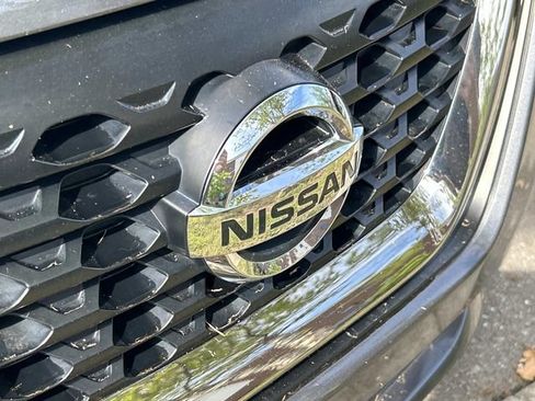 Used 2020 Nissan Kicks SR w/ SR Premium Package FWD image 5