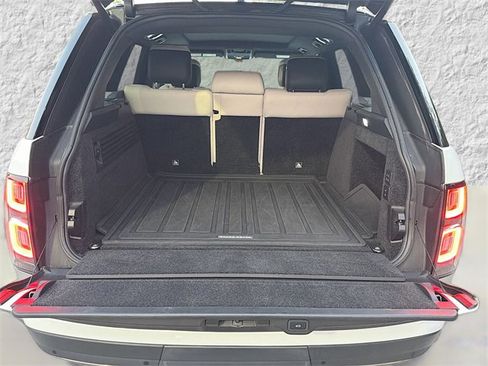 Used 2021 Land Rover Range Rover Westminster Edition image 12