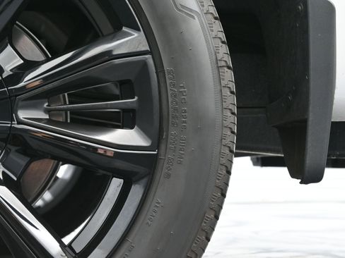 Used 2025 Chevrolet Silverado 1500 High Country image 47