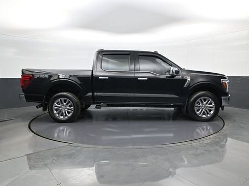 Used 2024 Ford F150 Lariat w/ FX4 Off-Road Package image 4