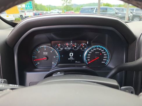 Used 2018 GMC Sierra 1500 Denali w/ Denali Ultimate Package AWD/4WD image 12