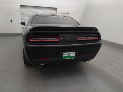Used 2022 Dodge Challenger GT AWD/4WD image 6