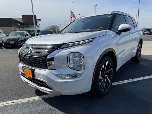 Used 2022 Mitsubishi Outlander SEL image 8