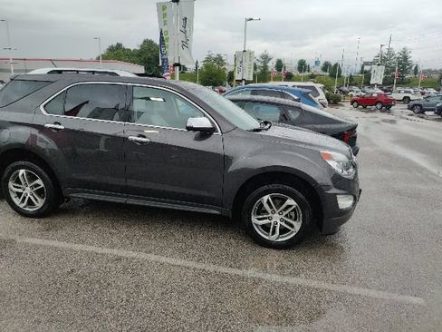 Used 2016 Chevrolet Equinox LTZ w/ Enhanced Convenience Package FWD image 13