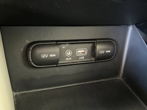 Used 2019 Kia Niro EX FWD image 34