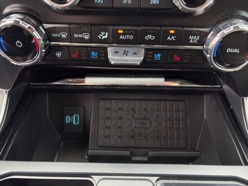 Used 2024 Ford F150 Platinum w/ Equipment Group 703A Plus image 18