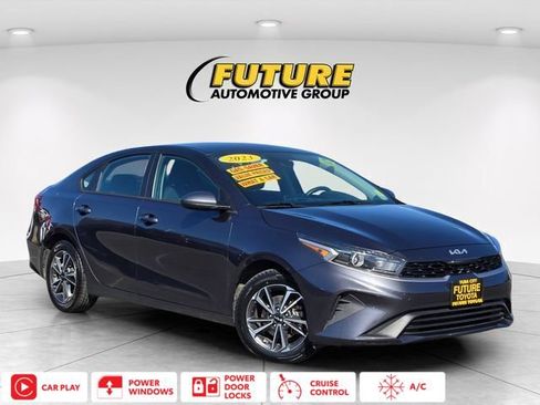 Used 2023 Kia Forte LXS FWD image 1