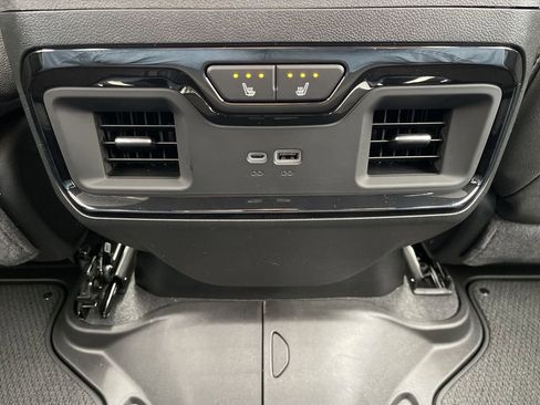 New 2026 GMC Sierra 1500 AT4 w/ AT4 Premium Package AWD/4WD image 22