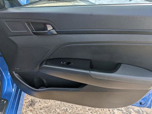 Used 2018 Hyundai Elantra Sport w/ Sport Premium Package 03 image 27