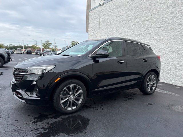 Used 2022 Buick Encore GX Select w/ Experience Buick Package FWD image 3