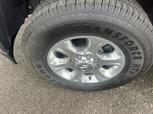 Certified 2026 RAM 2500 Big Horn AWD/4WD image 12