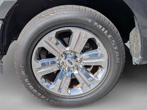 Used 2019 Ford F150 XLT w/ Equipment Group 302A Luxury RWD image 18