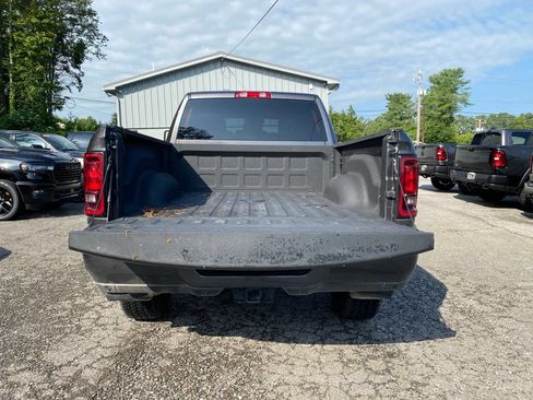 Used 2026 RAM 2500 Big Horn AWD/4WD image 9