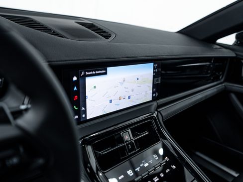 New 2026 Porsche Panamera 4 image 17