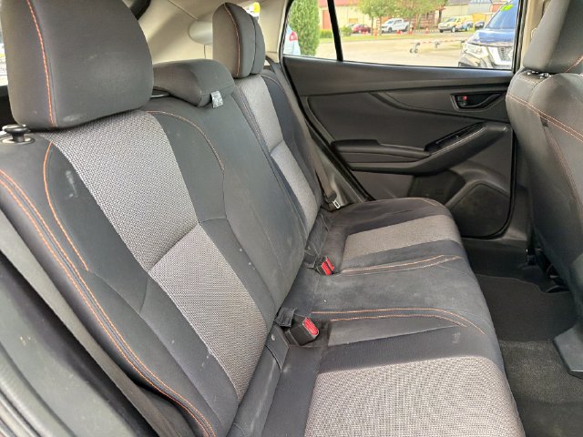 Used 2020 Subaru Crosstrek 2.0i Premium w/ Moonroof Package 2 AWD/4WD image 28