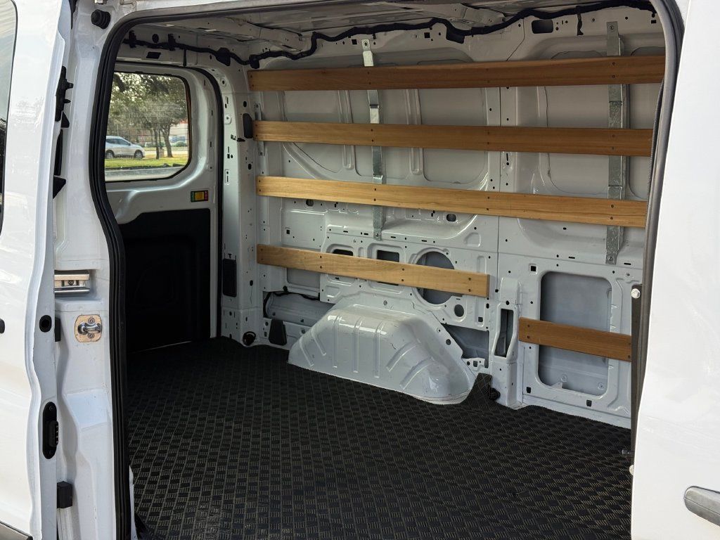 Used 2025 Ford Transit 250 Low Roof w/ Exterior Upgrade Package RWD image 21