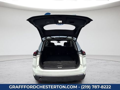 Used 2024 Nissan Rogue SV FWD image 16