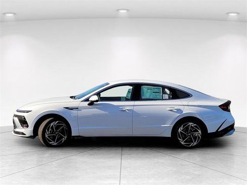 New 2026 Hyundai Sonata SEL image 6