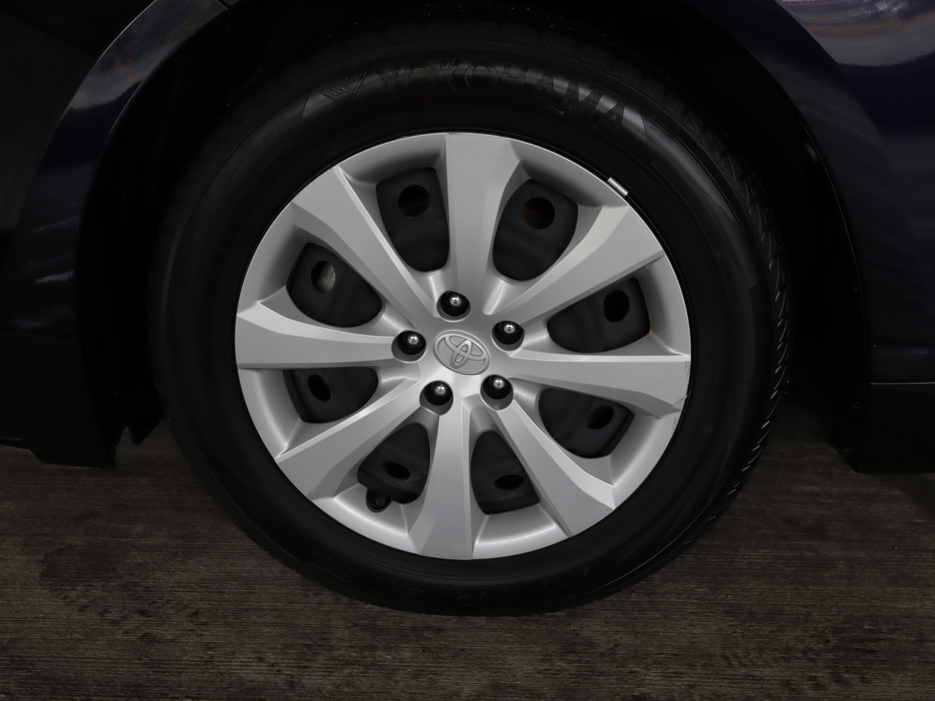 Used 2024 Toyota Corolla LE FWD image 26