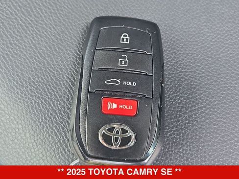Used 2025 Toyota Camry SE FWD image 33