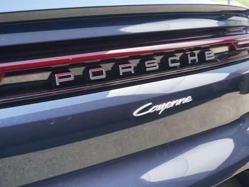 Certified 2026 Porsche Cayenne Coupe AWD/4WD image 13