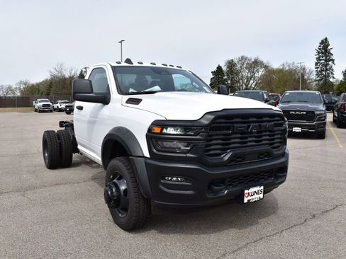 New 2025 RAM 4500 Tradesman image 8