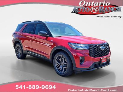New 2025 Ford Explorer ST-Line w/ ST-Line Street Pack