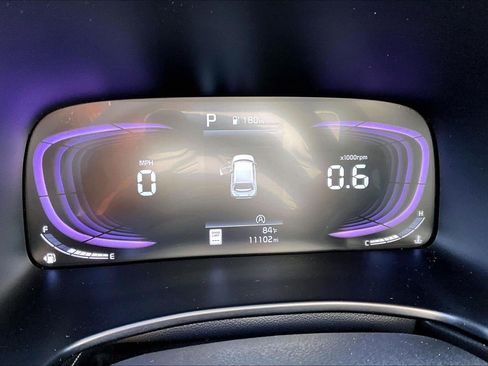 Certified 2025 Kia Soul LX w/ LX Technology Package FWD image 13