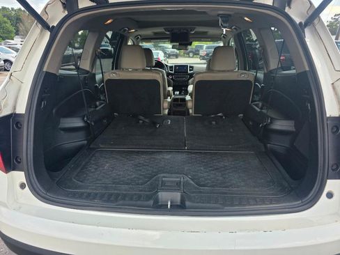 Used 2016 Honda Pilot Elite image 10