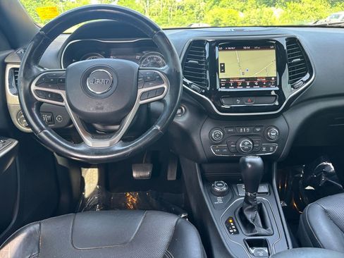 Used 2019 Jeep Cherokee High Altitude AWD/4WD image 29