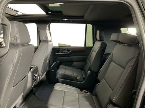 New 2026 GMC Yukon XL Denali w/ Sun & Power Step Package AWD/4WD image 34
