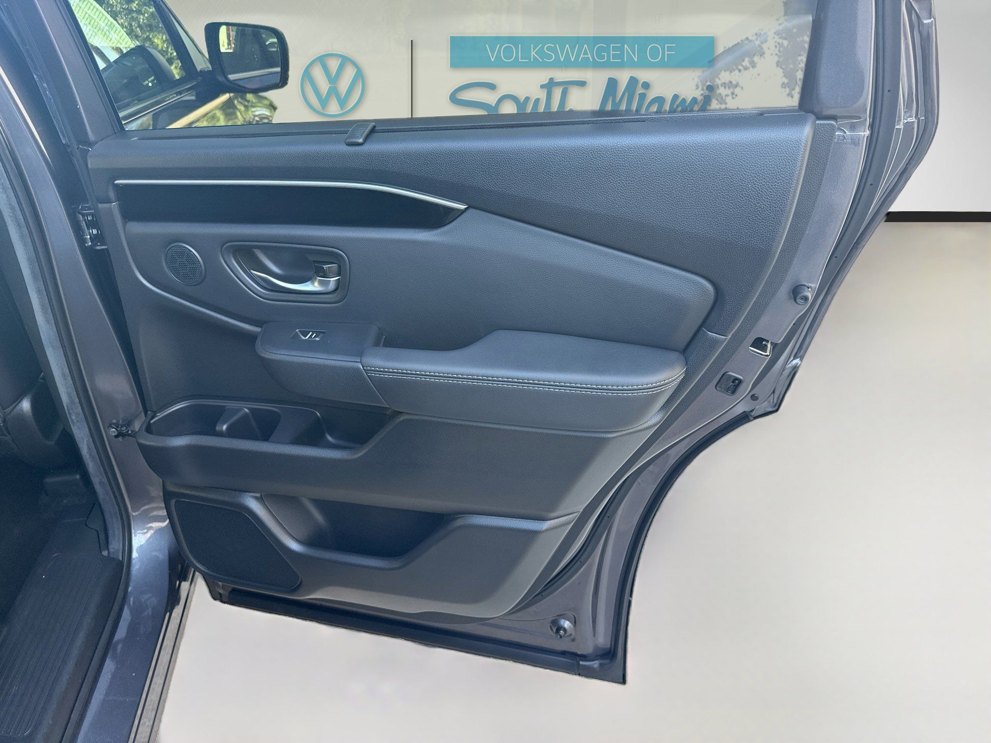 Used 2025 Honda Pilot EX-L image 30