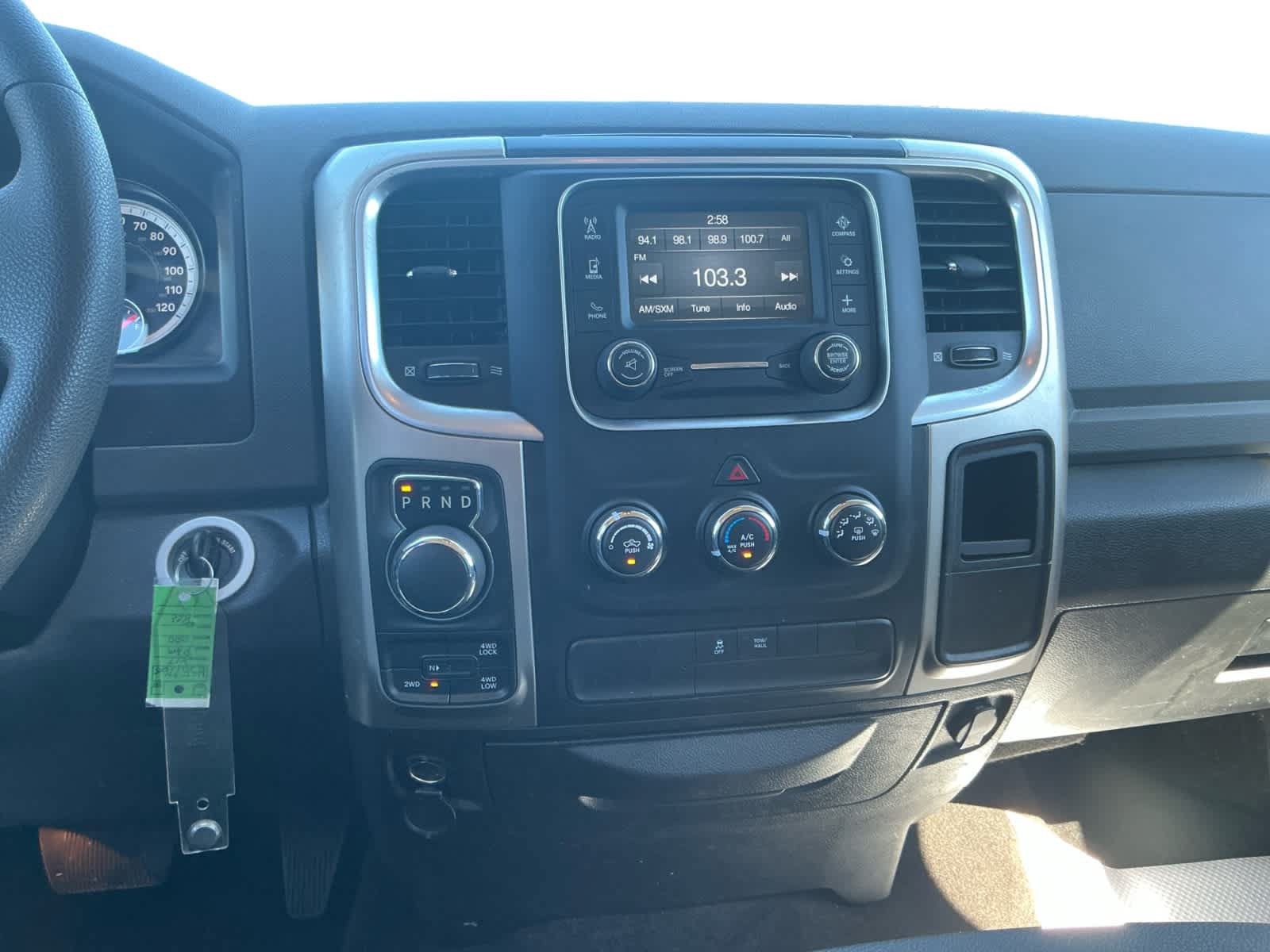 Used 2017 RAM 1500 Classic SLT AWD/4WD image 11